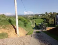 Descubre el albergue de peregrinos Saint-Jacques en Saint Jean Pied de Port: tu hogar en el camino de Santiago