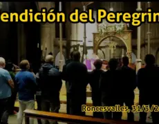 Religioso «Bendición en Roncesvalles: Una parada sagrada en el Camino de Santiago para peregrinos y turismo religioso