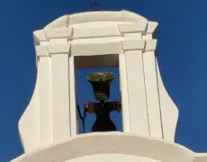 Religioso «La campana de Riego de Ambrós: un símbolo de fe en el Camino de Santiago