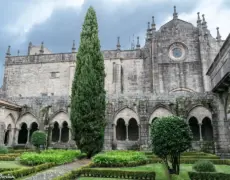 Catedral de Pontevedra: un impresionante destino para peregrinos en el Camino de Santiago