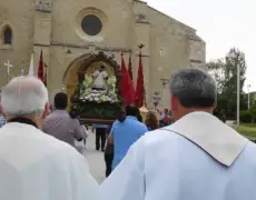 Fiesta de San Juan de Ortega en Agés: Tradición y devoción en el Camino de Santiago para peregrinos y turistas