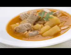 Marmitako: Una deliciosa ruta gastronómica para peregrinos en el Camino de Santiago