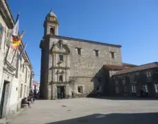Descubre Melide: Un tesoro en el Camino de Santiago para los peregrinos en Galicia