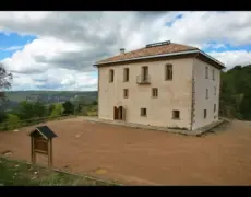 Descubre el Albergue de Selmo en el Camino de Santiago: ¡Reserva ya para Semana Santa y elige entre 46 literas por solo 14€!