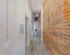 Rural «Descubre el Albergue Tras do Convento en Samos: tu refugio en el Camino de Santiago